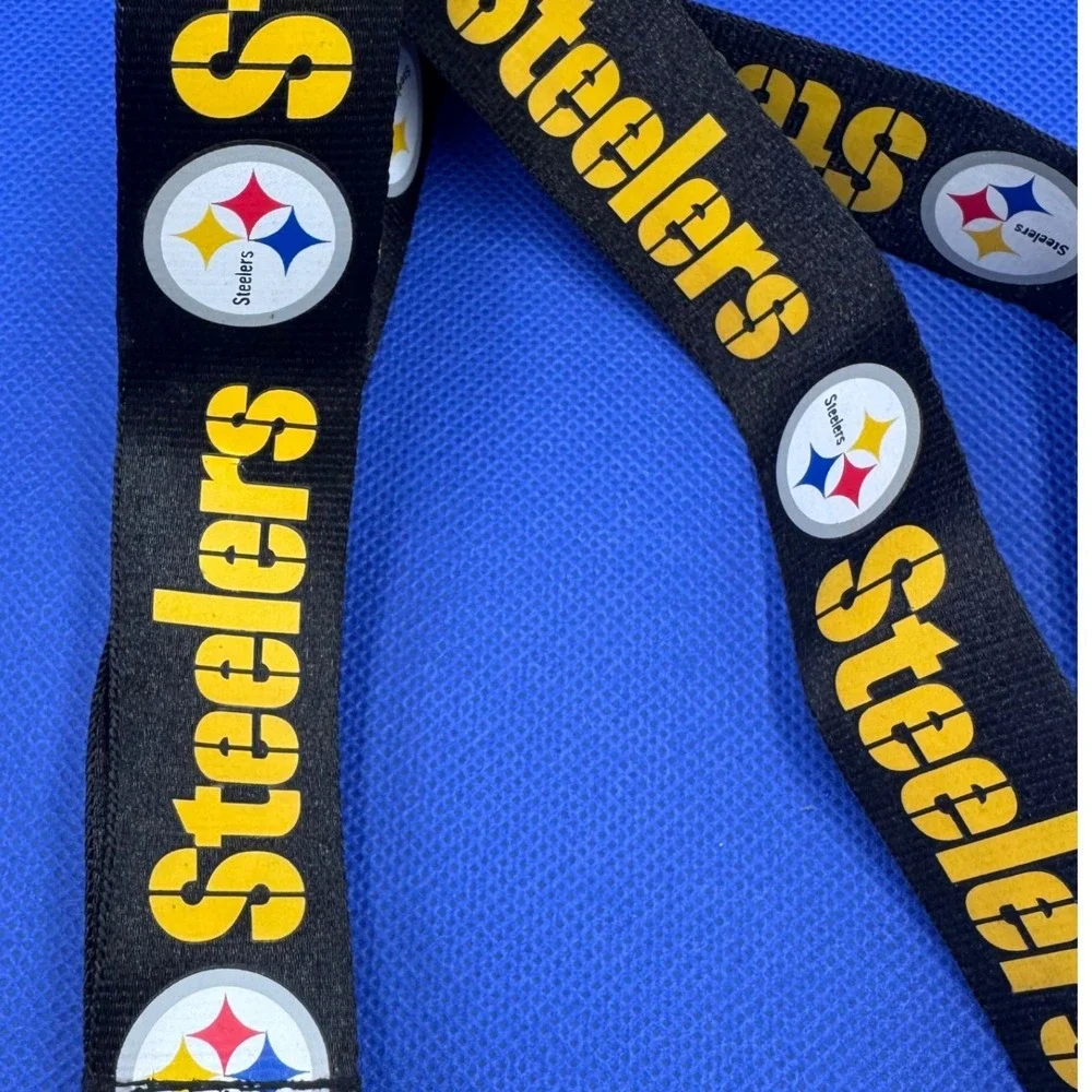 Pittsburgh Steelers NFL Lanyard Keychain ID Passes Holder Football Fan AFC Sport